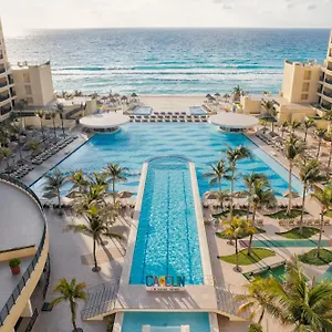 The Royal Sands & ***** Cancún
